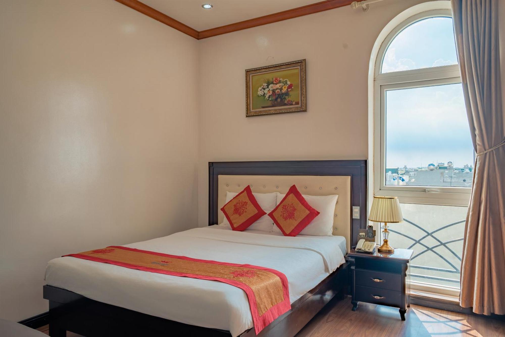 Phuong Anh Hotel 1 Hai Duong Exterior photo