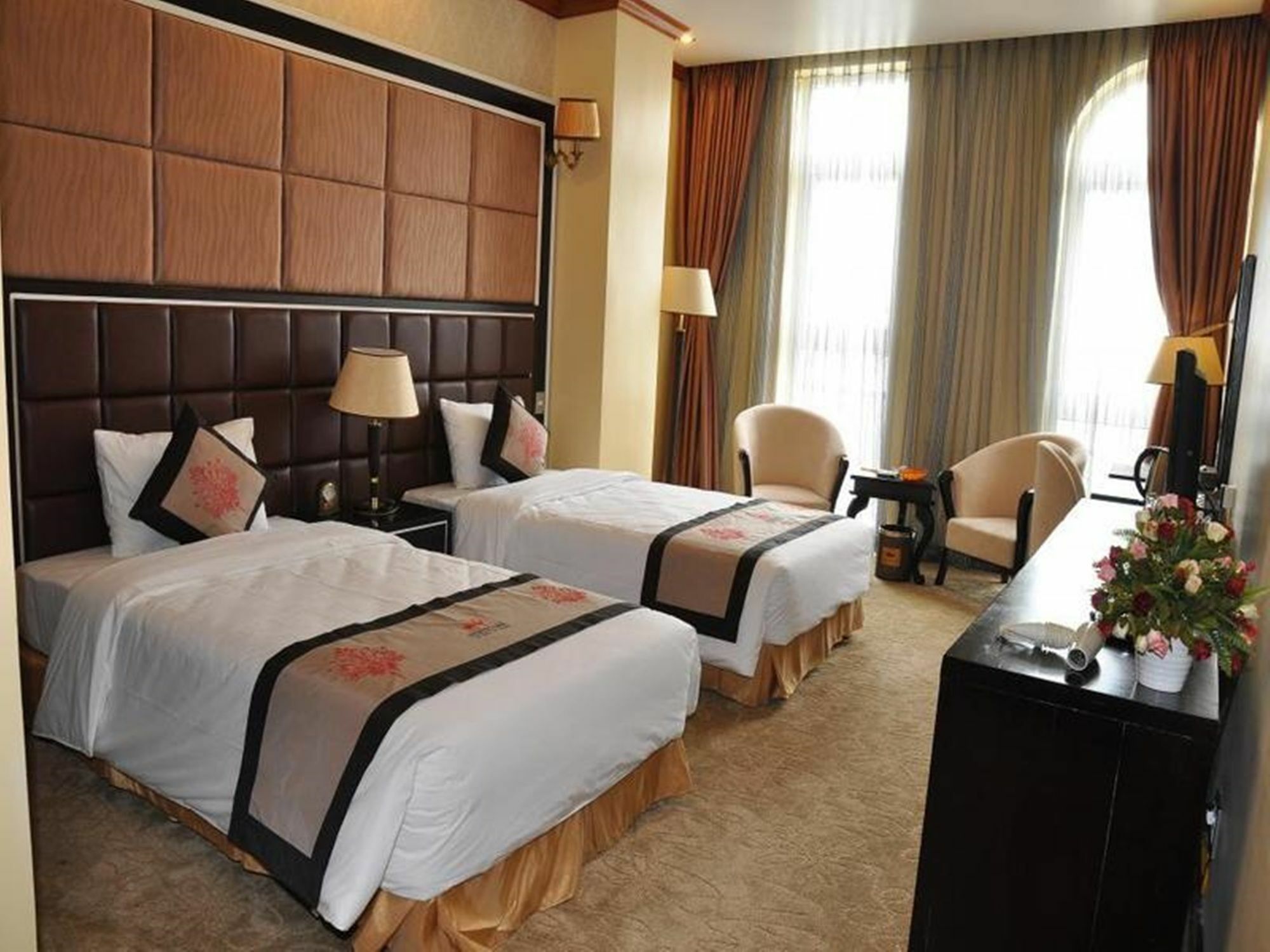 Phuong Anh Hotel 1 Hai Duong Exterior photo